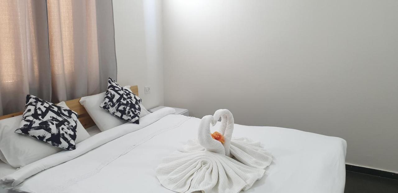 David Hameleh House Aparthotel Netánja Kültér fotó