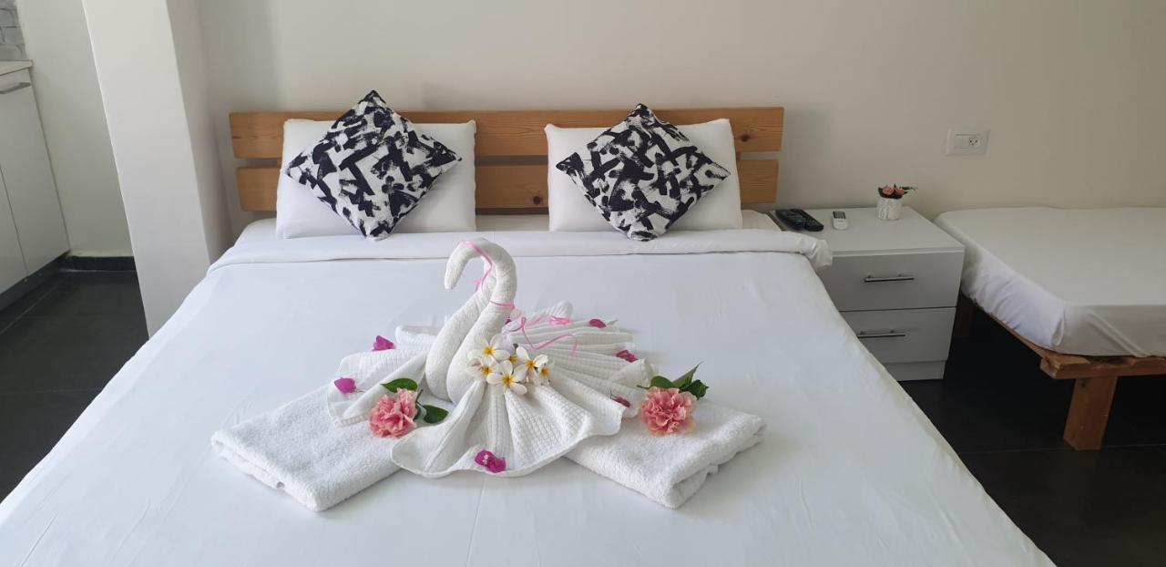 David Hameleh House Aparthotel Netánja Kültér fotó