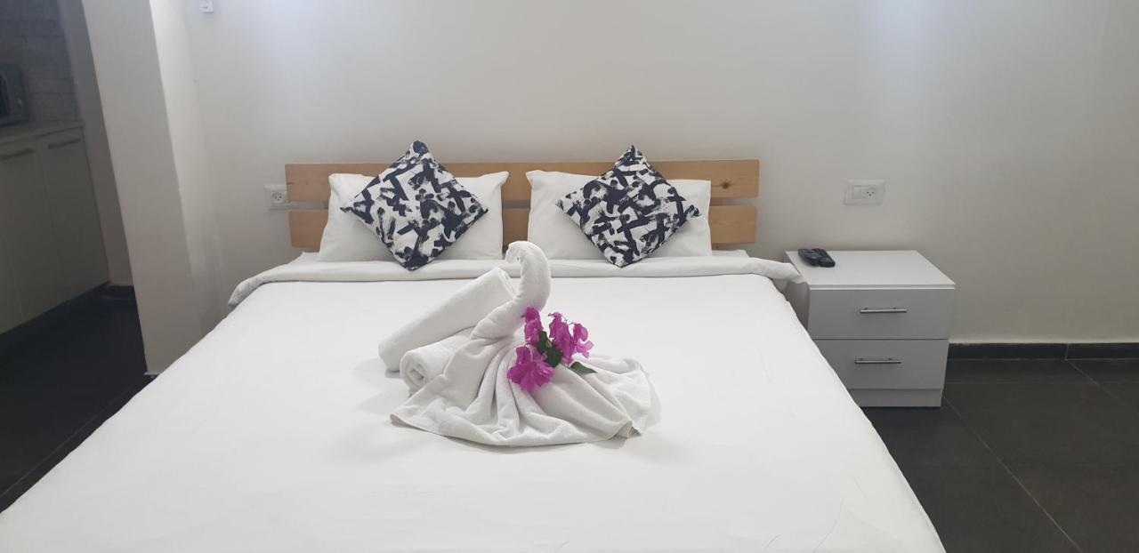 David Hameleh House Aparthotel Netánja Kültér fotó