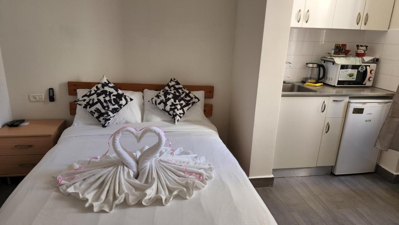 David Hameleh House Aparthotel Netánja Kültér fotó
