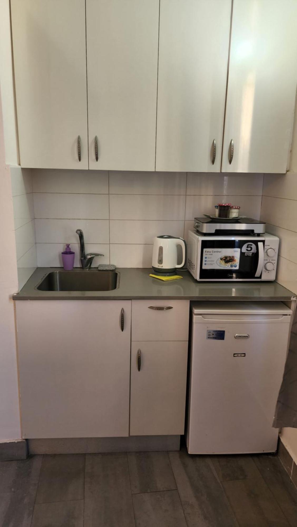 David Hameleh House Aparthotel Netánja Szoba fotó