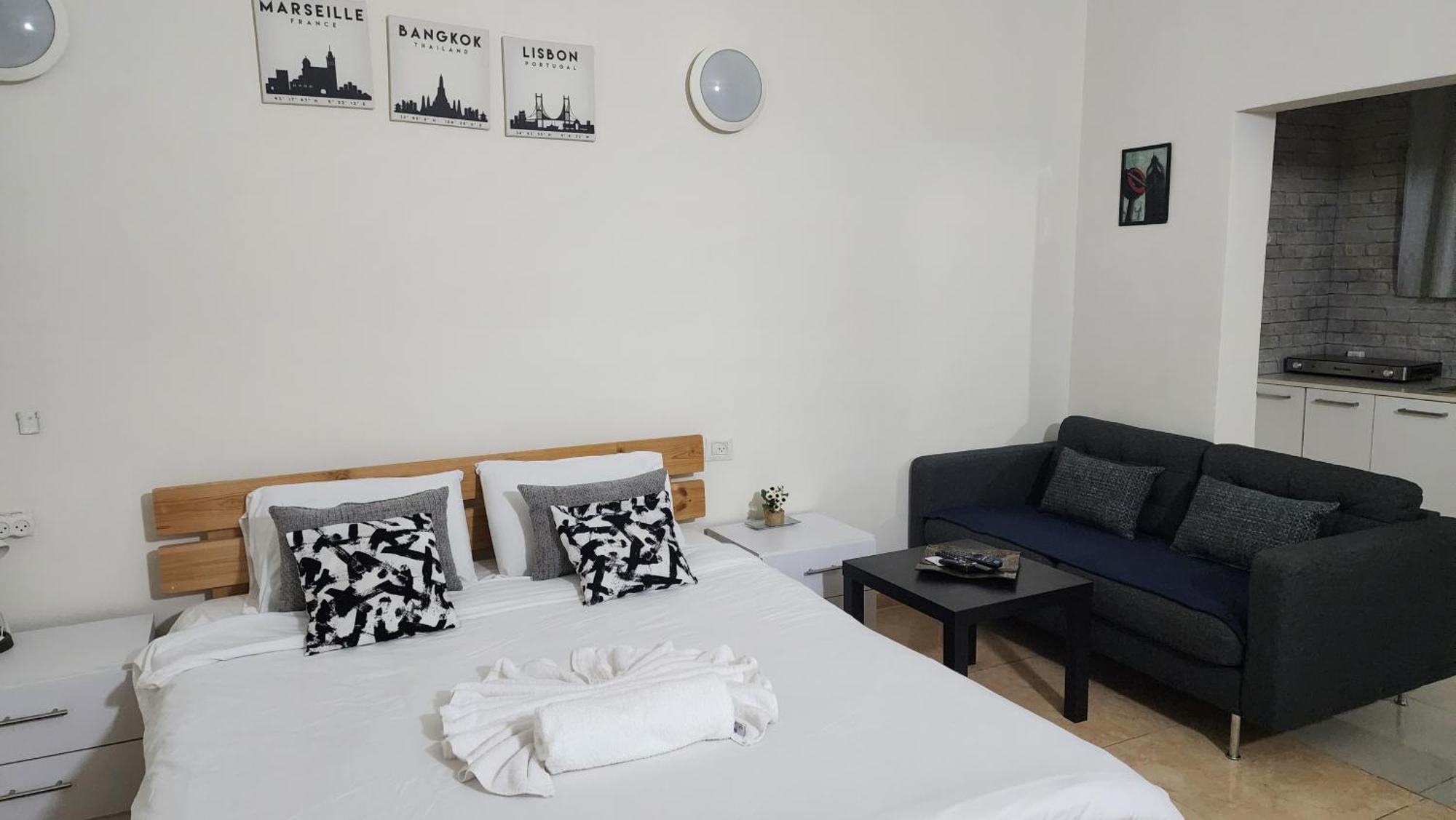 David Hameleh House Aparthotel Netánja Kültér fotó