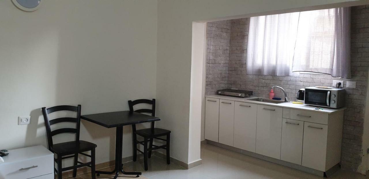 David Hameleh House Aparthotel Netánja Kültér fotó